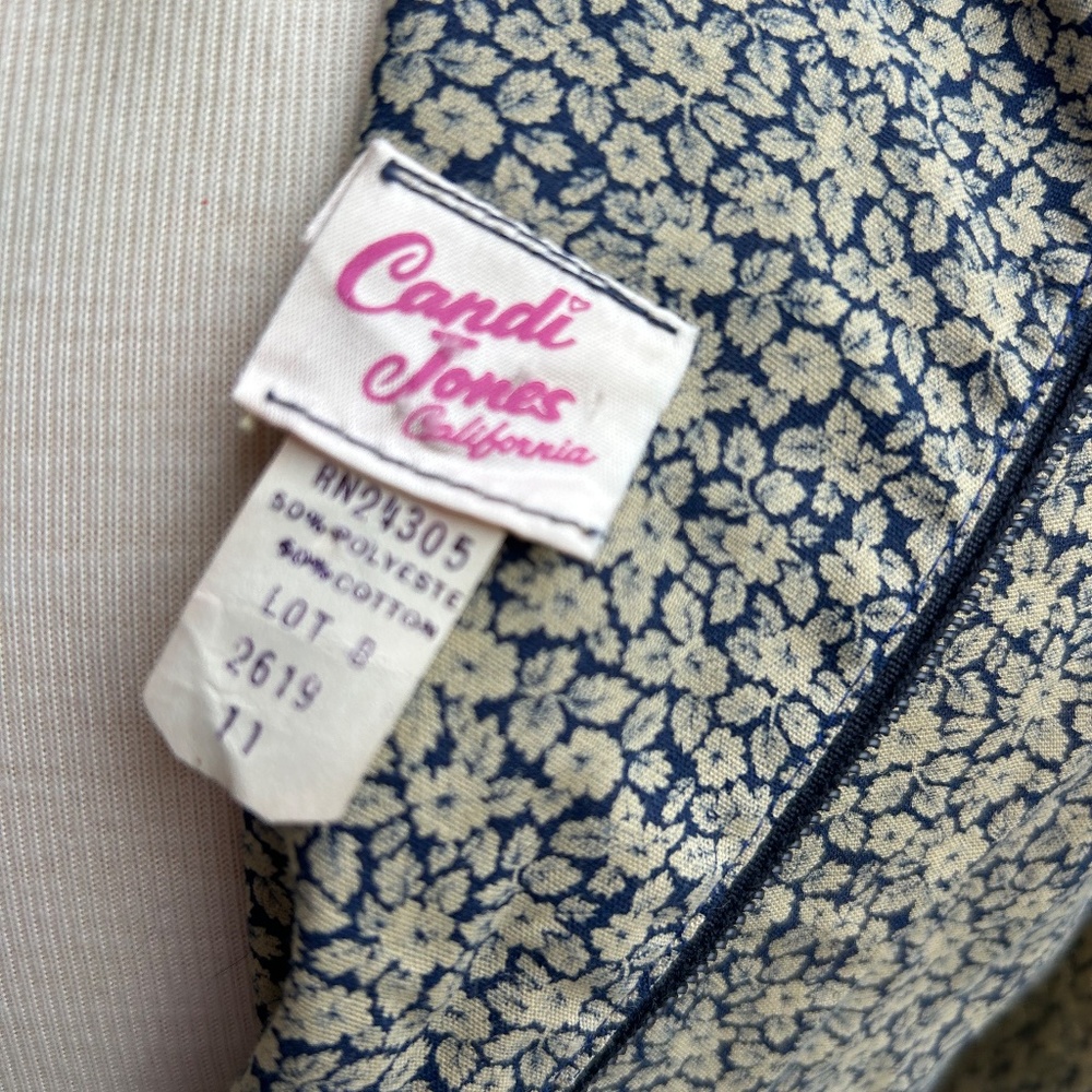 Candi Jones vintage navy floral cottage core prairie dress - Picture 4 of 4
